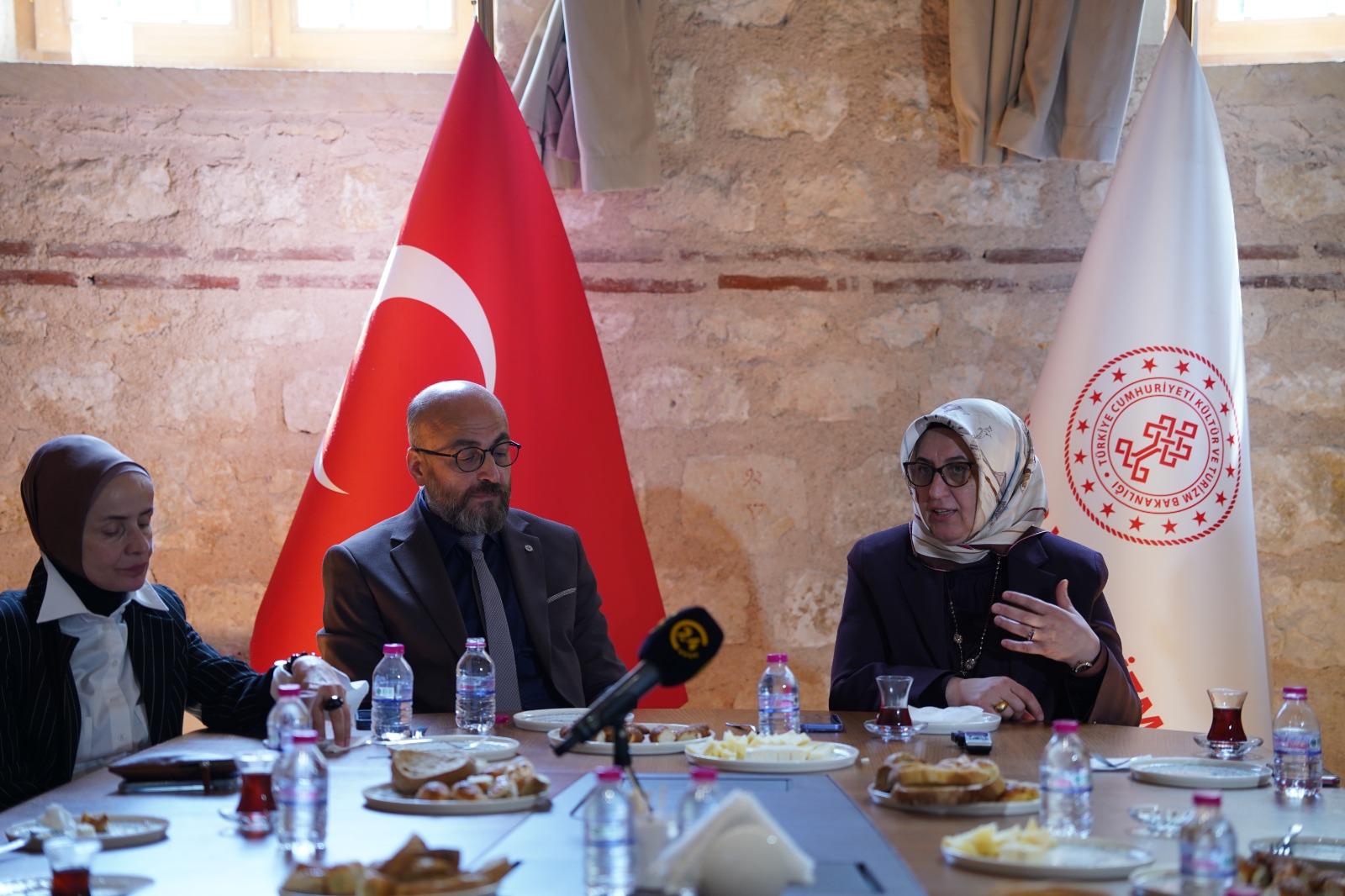 RAMİ ÇOCUK VE SANAT BİENAL/RÖPORTAJ